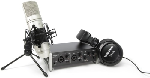 Tascam Trackpack 2×2 – бюджетный комплект для звукозаписи