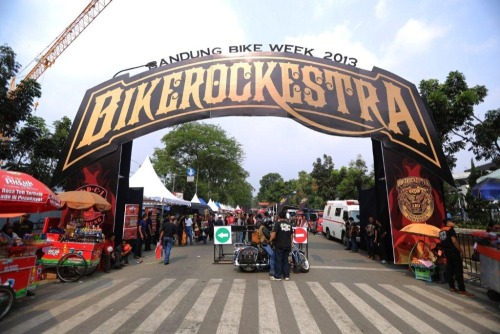 Ежегодный фестиваль Harley Davidson выбирает микрофоны Shure